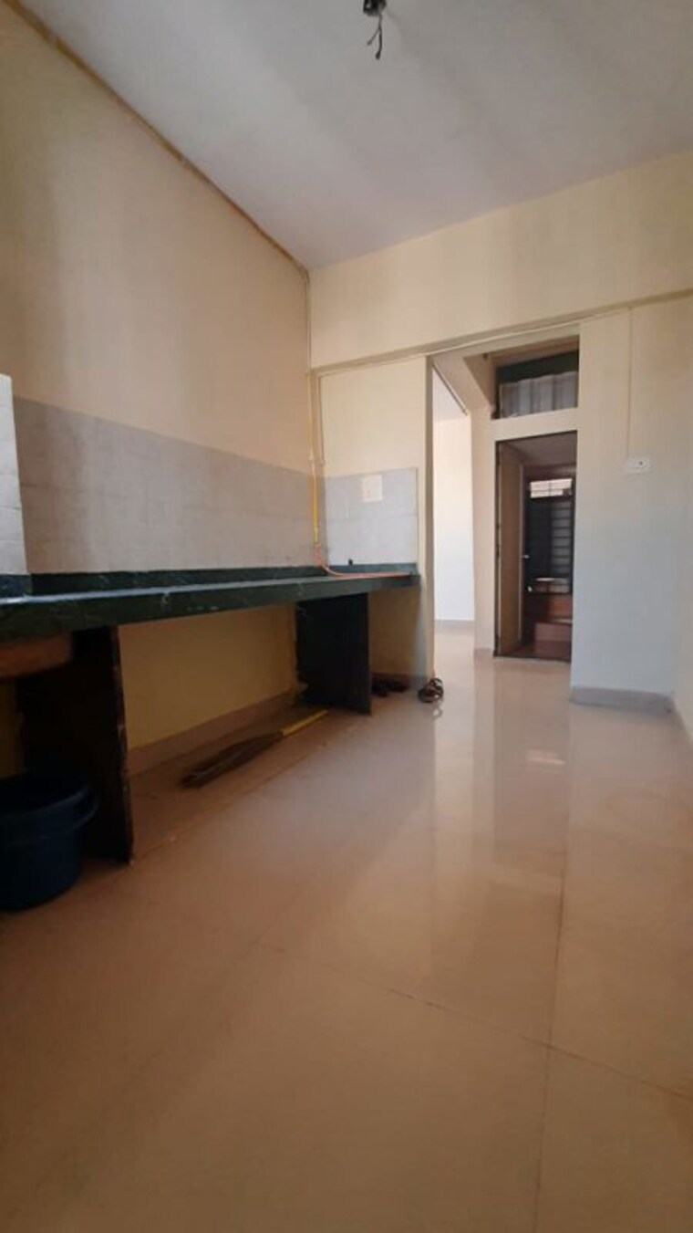 Kitchen, haware-citi 2 Bedroom 625 Sq.Ft. Apartment In Ghodbunder Road Thane 10592553