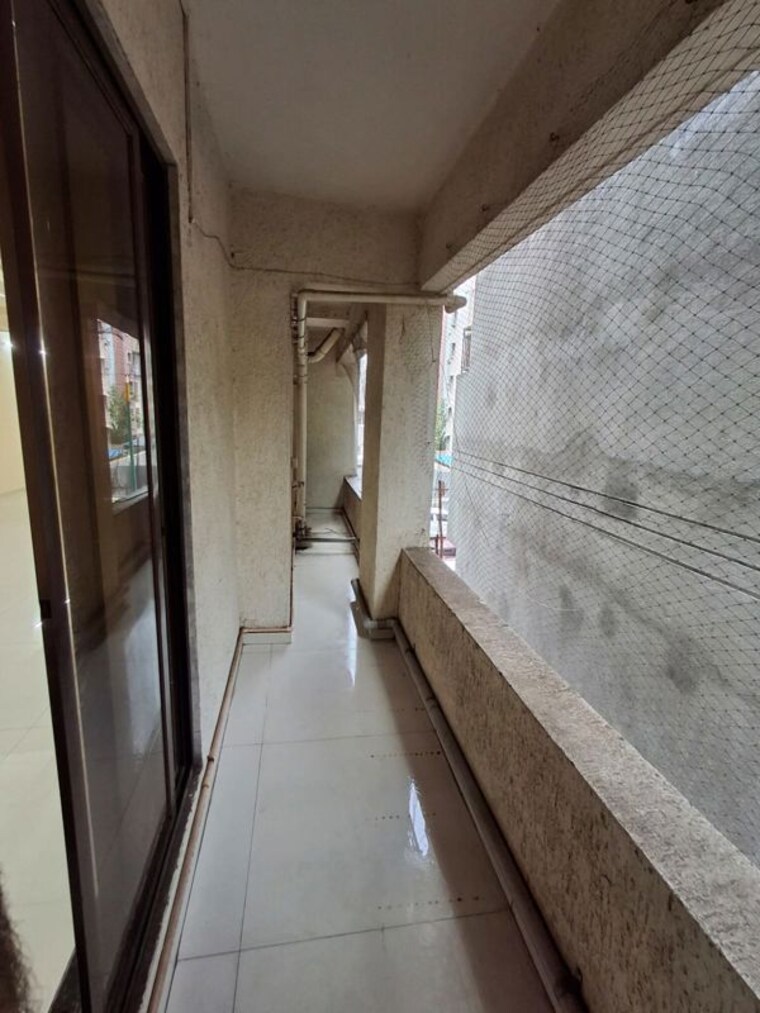 undefined, tembhi naka Commercial Office Space 680 Sq.Ft. In Tembhi Naka Thane 10592565