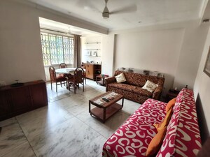 2 BHK Apartment For Rent in Bandra West