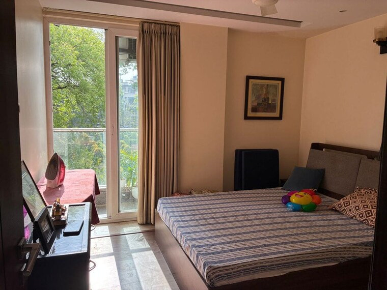 Bedroom, sarvodaya enclave 3 Bedroom 1800 Sq.Ft. Builder Floor In Sarvodaya Enclave Delhi 10592639