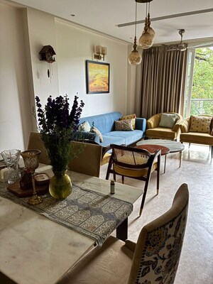 Team Area in 3 BHK Builder Floor at Sarvodaya Enclave – for Sale