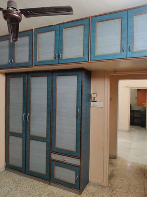 Bedroom in 1 BHK Apartment at Tingre Nagar – for Rent