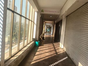 Parking in  Shop at Corporate Road – for Sale