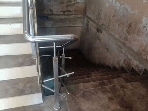 Staircase in  Shop at Corporate Road – for Sale