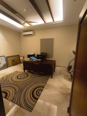 Bedroom in 6+ BHK Independent House at Banjara Hills – for Rent