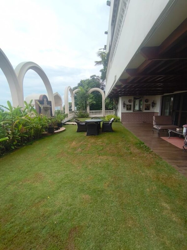 Garden, banjara hills 6+ Bedroom 10000 Sq.Ft. Independent House In Banjara Hills Hyderabad 10592701