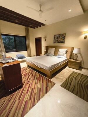 Bedroom in 6+ BHK Independent House at Banjara Hills – for Rent