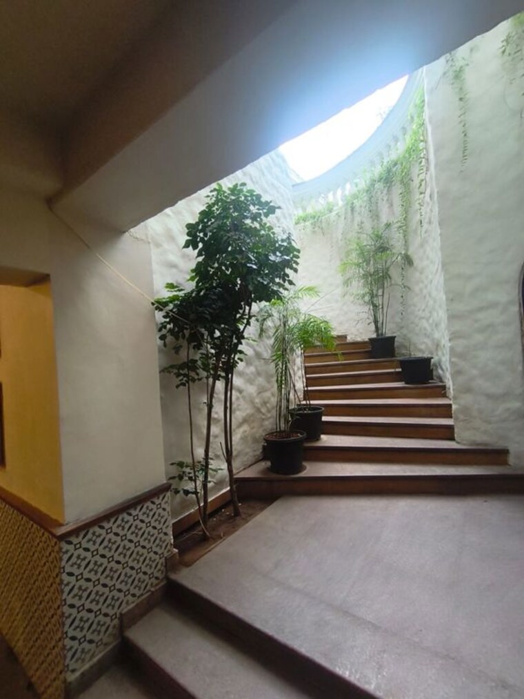 Balcony, banjara hills 6+ Bedroom 10000 Sq.Ft. Independent House In Banjara Hills Hyderabad 10592701