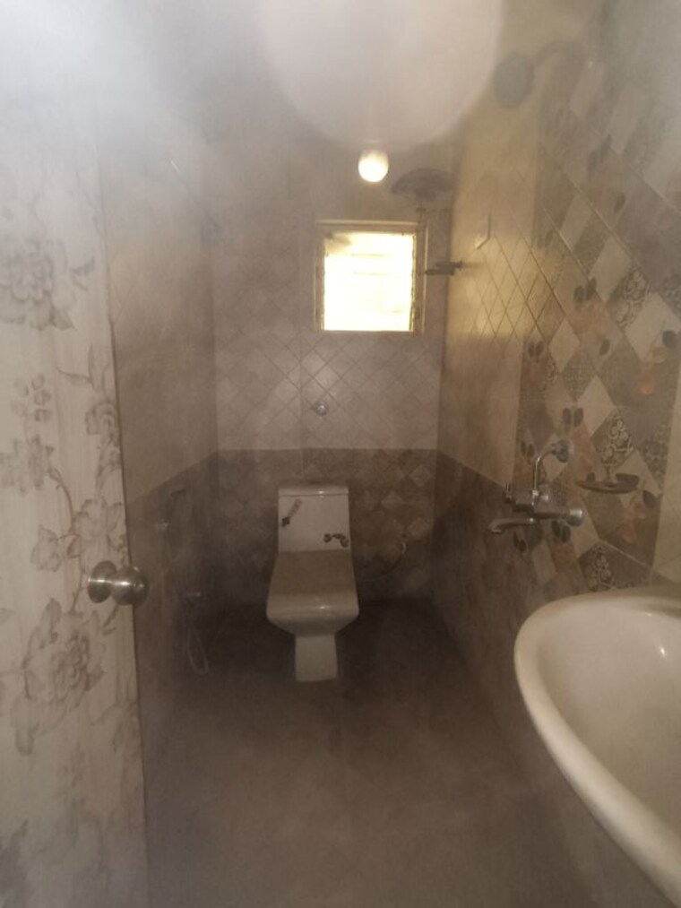 Bathroom, rajarhat 2 Bedroom 753 Sq.Ft. Apartment In Rajarhat Kolkata 10363372