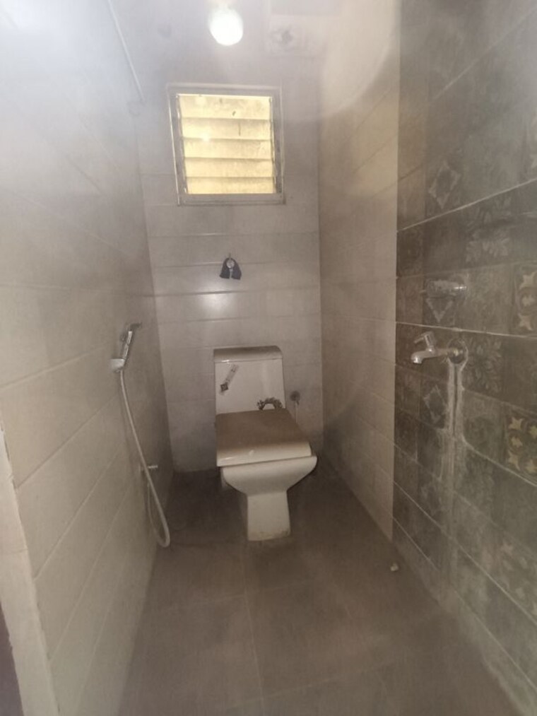 Bathroom, rajarhat 2 Bedroom 753 Sq.Ft. Apartment In Rajarhat Kolkata 10363372