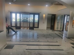 Room in 3 BHK Apartment at Dukes Galaxy, Banjara Hills – for Rent