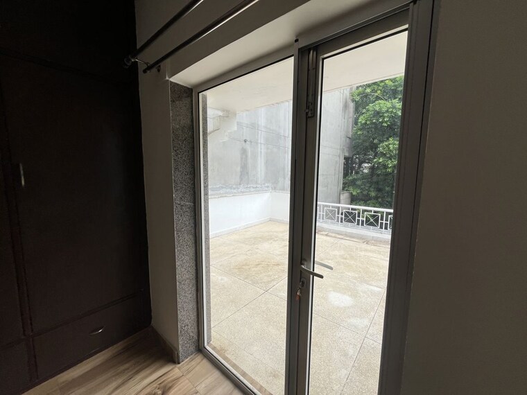 Room, dlf phase iv 4 Bedroom 6000 Sq.Ft. Independent House In Dlf Phase iv Gurgaon 10592710