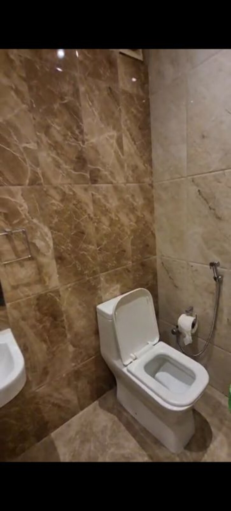 Bathroom, pavani-vantage 3 Bedroom 2600 Sq.Ft. Apartment In Banjara Hills Hyderabad 10592726