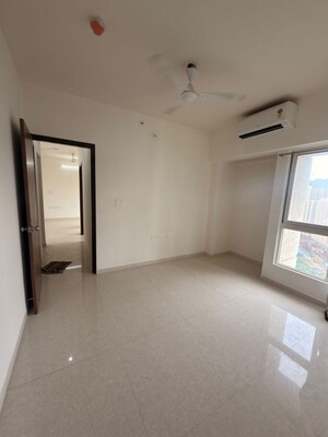 Bedroom in 2 BHK Apartment at Lodha Clariant, Kolshet Road – for Rent