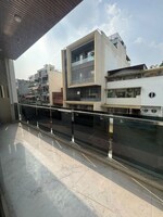 3 BHK + Servant Room 1800 Sq.Ft. Builder Floor in Navjeevan Vihar