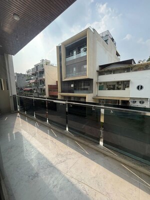 3 BHK Builder Floor For Rent in Navjeevan Vihar
