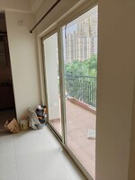 2 BHK + Servant Room 1150 Sq.Ft. Apartment in Maxblis White House