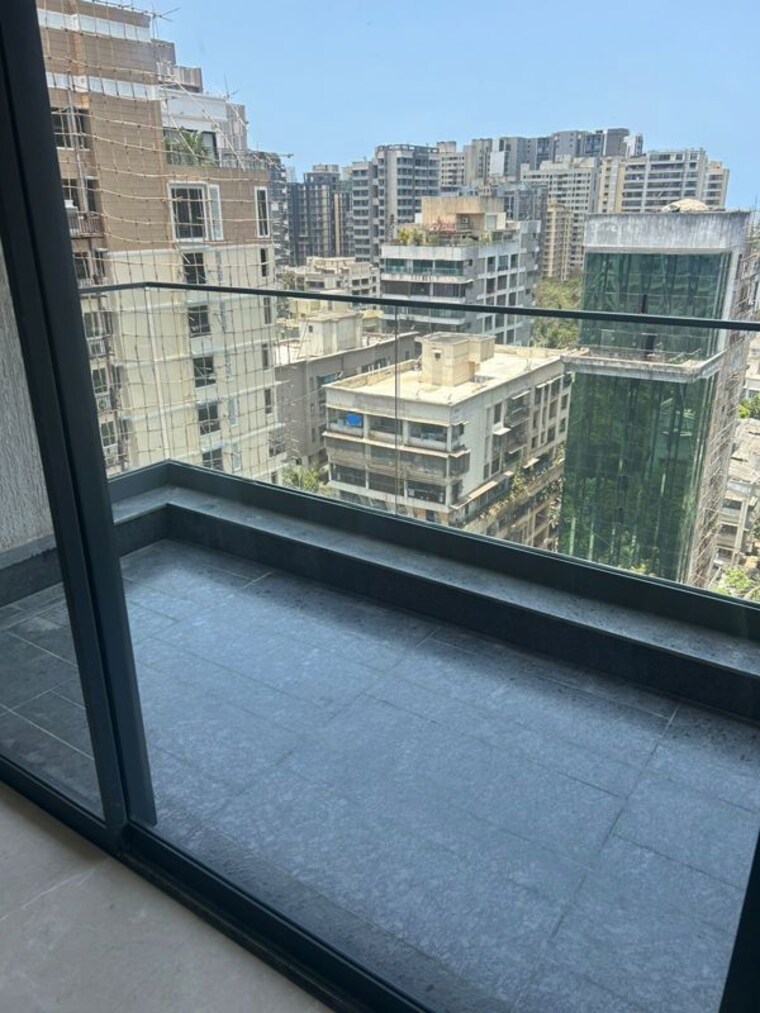 Balcony, s-raheja-panorama 3 Bedroom 1080 Sq.Ft. Apartment In Santacruz West Mumbai 10592776