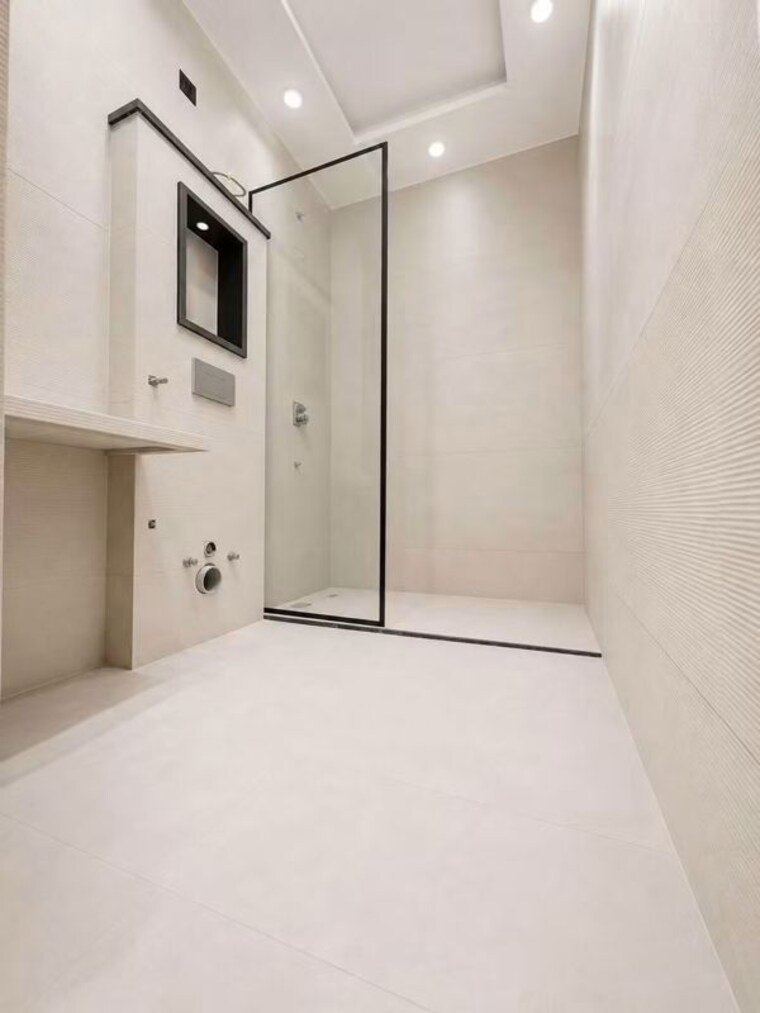 Room, uttam nagar 6+ Bedroom 910 Sq.Ft. Independent House In Uttam Nagar Delhi 10592858