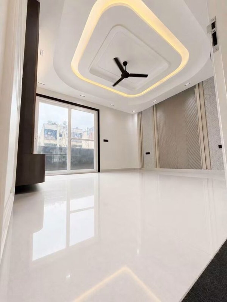 Bathroom, uttam nagar 6+ Bedroom 910 Sq.Ft. Independent House In Uttam Nagar Delhi 10592858