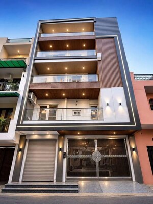 6+ BHK Independent House For Sale in Uttam Nagar