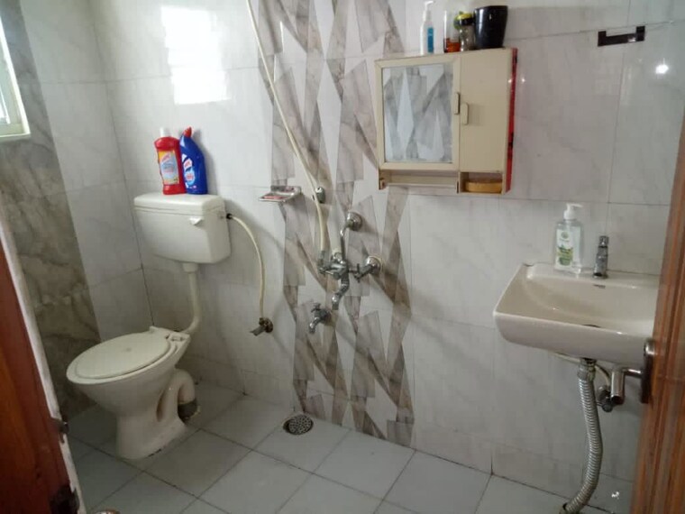 Bathroom, ganga nagar 2 Bedroom 1300 Sq.Ft. Independent House In Ganga Nagar Bangalore 10592862