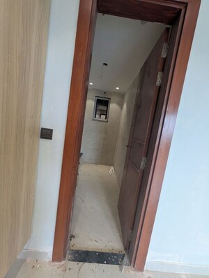 Building Lobby in 4 BHK Builder Floor at BP Homes, Sector 85 – for Sale