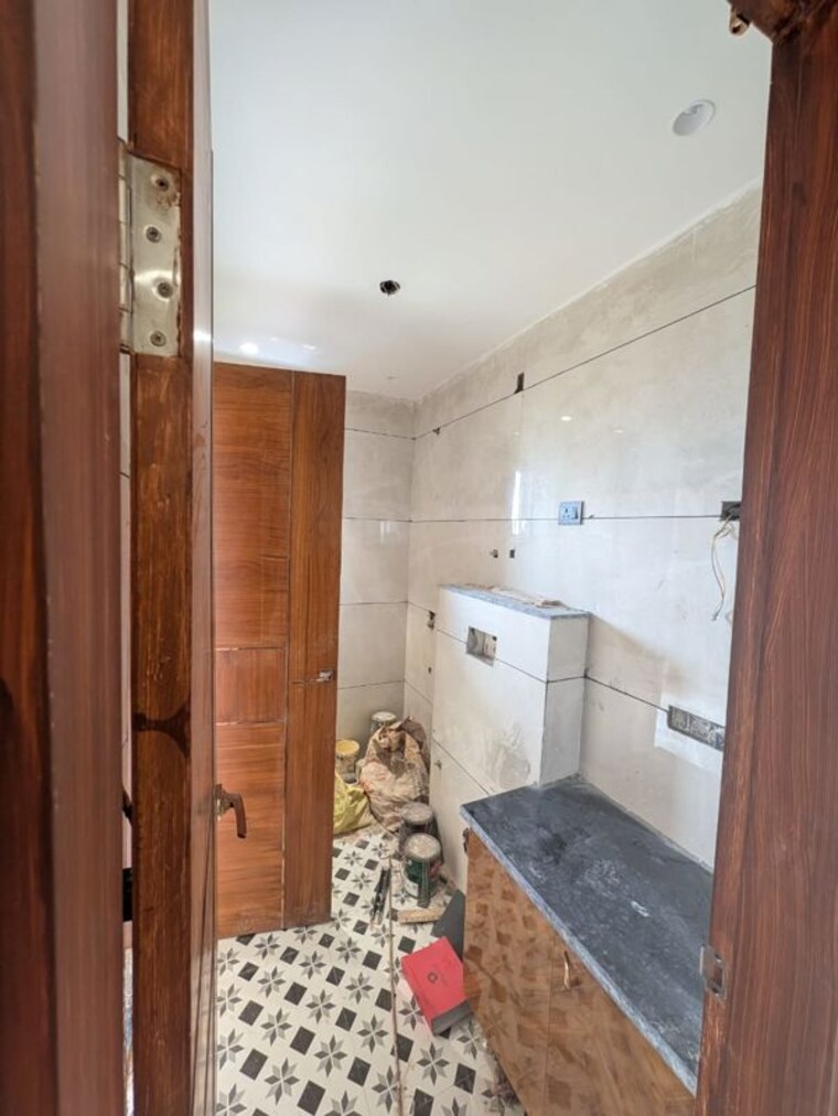 Bathroom, bp-homes 4 Bedroom 250 Sq.Ft. Builder Floor In Sector 85 Faridabad 10592907