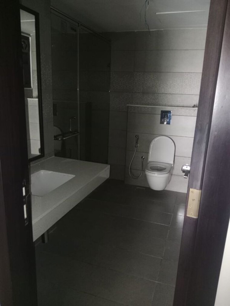 Bathroom, embassy-grove 4 Bedroom 4852 Sq.Ft. Villa In Kodihalli Bangalore 10592921