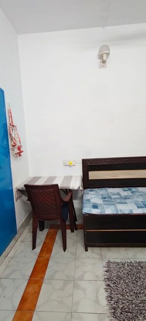 Bedroom in  Pg at South Delhi – for Rent