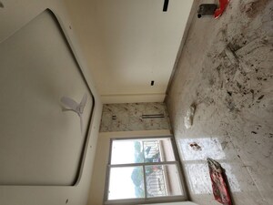 Room in 3 BHK Builder Floor at Amolik Aster Woods, Sector 98 – for Rent