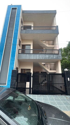 6+ BHK Independent House For Sale in Kharar Mohali Road