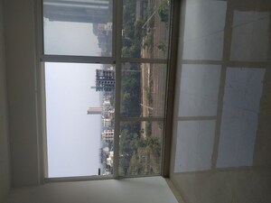 Room in 3 BHK Apartment at Runwal Forests, Kanjurmarg West – for Rent