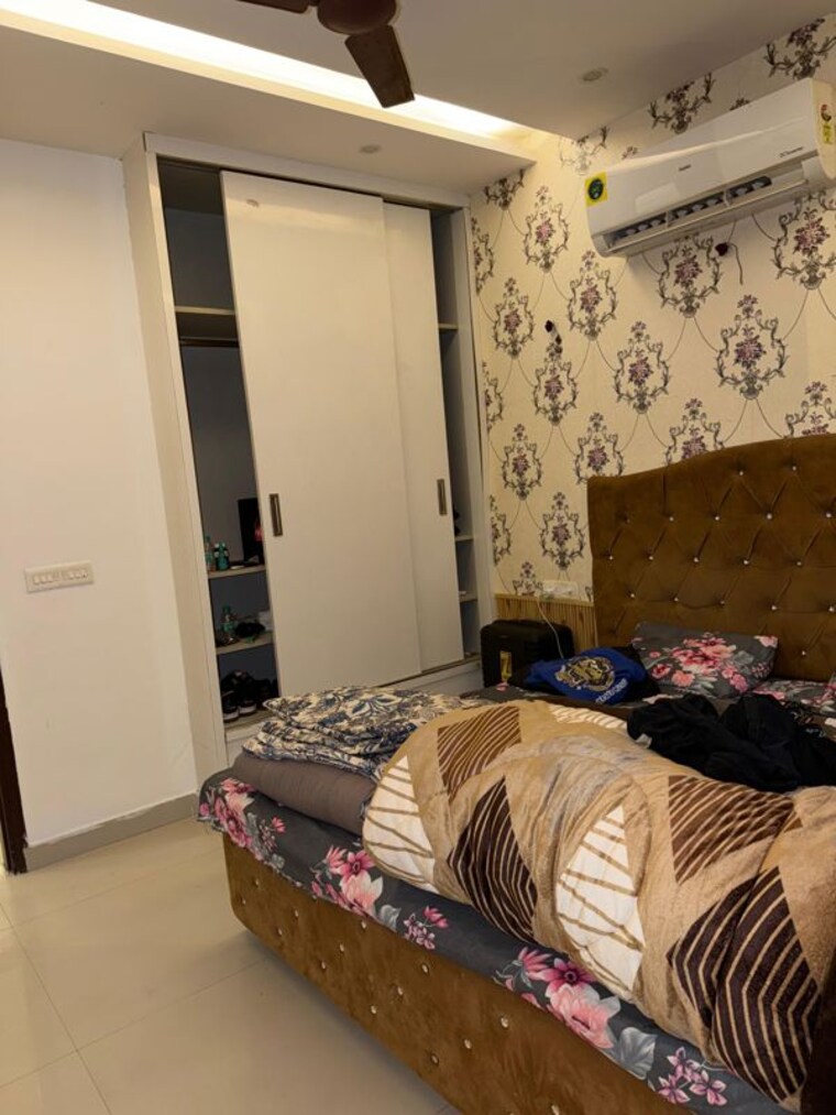 Bedroom, sunny enclave 2 Bedroom 200 Sq.Yd. Builder Floor In Sunny Enclave Mohali 10592981