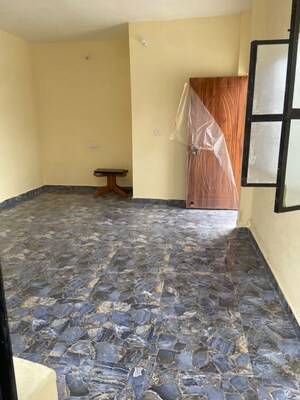 2 BHK Apartment For Rent in BCC Him Ratna Residency, Hazratganj