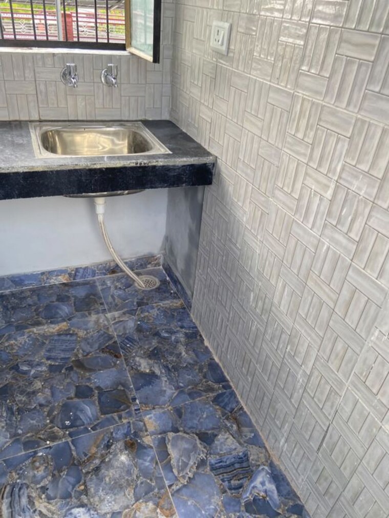 Bathroom, bcc-him-ratna-residency 2 Bedroom 1100 Sq.Ft. Apartment In Hazratganj Lucknow 10592982