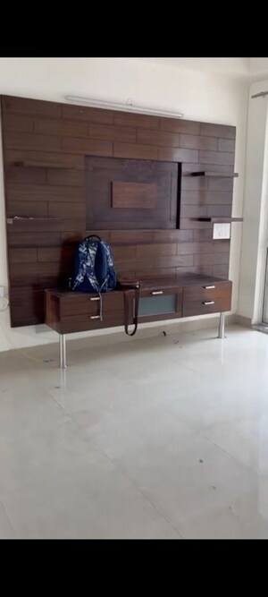 3 BHK Apartment For Rent in Jaypee Kensington Park Apartments, Sector 133