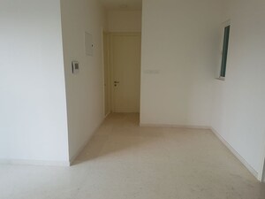 Room in 1 BHK Apartment at Rustomjee Bella Phase 1, Bhandup West – for Rent
