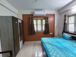 Bedroom in 3 BHK Apartment at Vastrapur – for Rent
