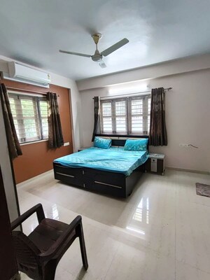 Bedroom in 3 BHK Apartment at Vastrapur – for Rent