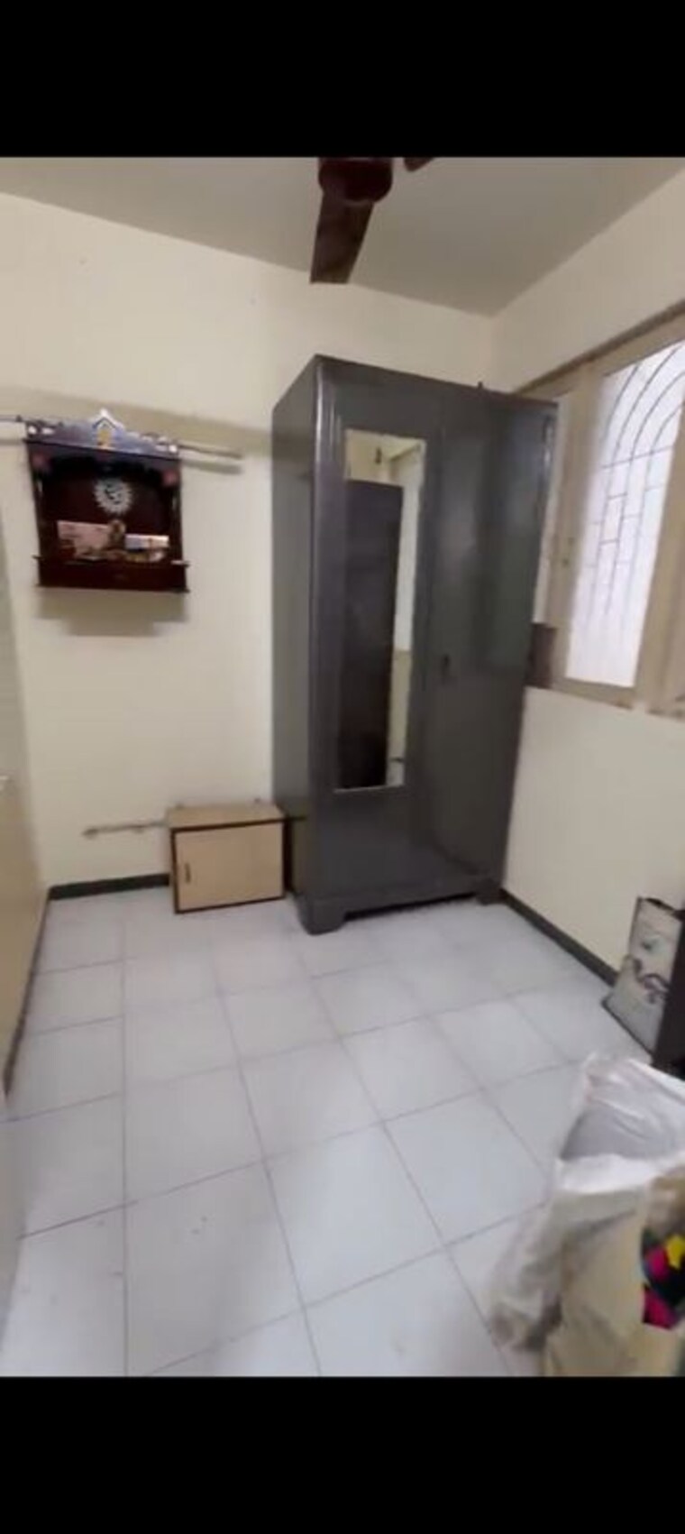 Bathroom, shilpa-apartment-santacruz-west 1.5 Bedroom 580 Sq.Ft. Apartment In Santacruz West Mumbai 10593006