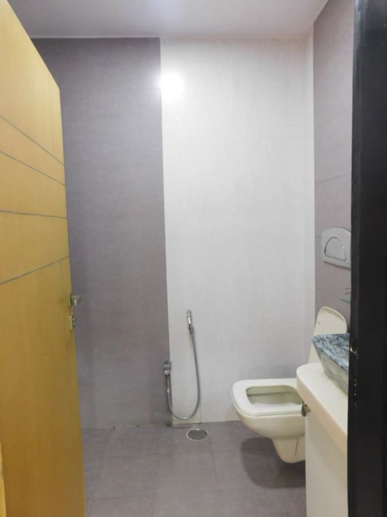 Bathroom, ameerpet 6 Bedroom 6000 Sq.Ft. Independent House In Ameerpet Hyderabad 10593012