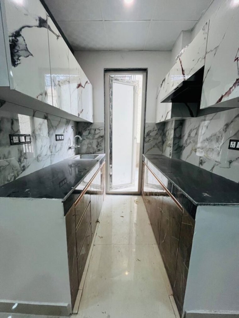 Kitchen, sector 47 Studio 650 Sq.Ft. Builder Floor In Sector 47 Gurgaon 10593018
