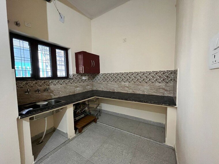 Kitchen, sahastradhara 3 Bedroom 130 Sq.Yd. Builder Floor In Sahastradhara Dehradun 10593020
