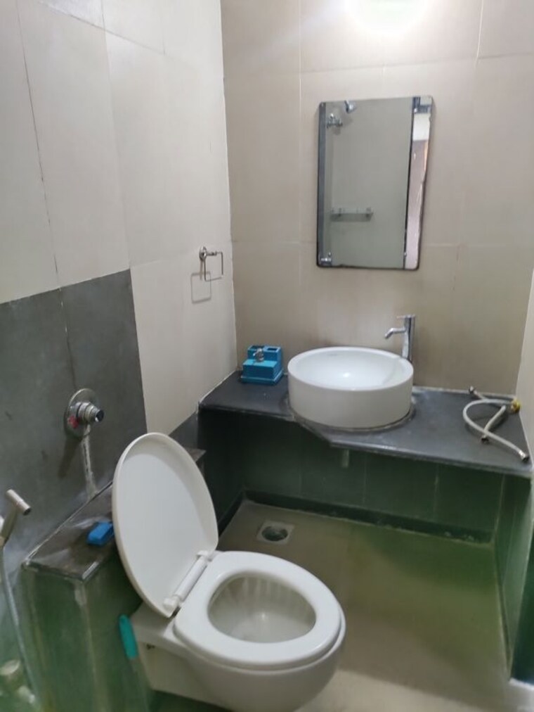 Bathroom, mayfair-symphony-springs-chs-ltd 2 Bedroom 995 Sq.Ft. Apartment In Vikhroli West Mumbai 10592939