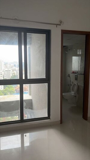Room in 3 BHK Apartment at Paranjape Schemes Yuthika, Baner – for Rent