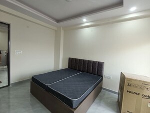 Bedroom in 1 BHK Builder Floor at Sector 32 – for Rent