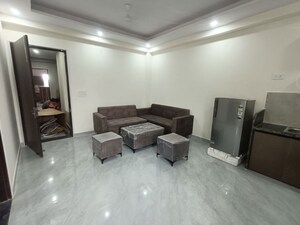 Living Room in 1 BHK Builder Floor at Sector 32 – for Rent