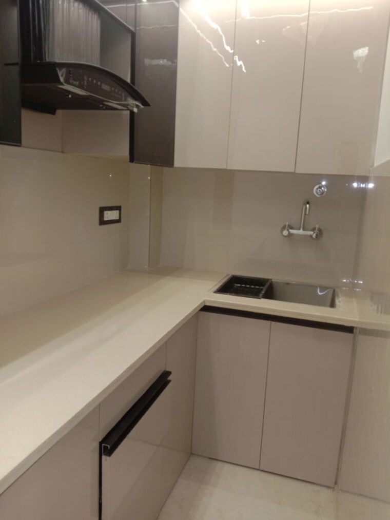 Kitchen, dwarka mor 2 Bedroom 450 Sq.Ft. Builder Floor In Dwarka Mor Delhi 10593049