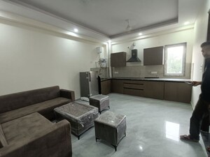 Living Room in 1 BHK Builder Floor at Sector 39 – for Rent